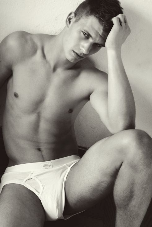 Asexually Frustrated