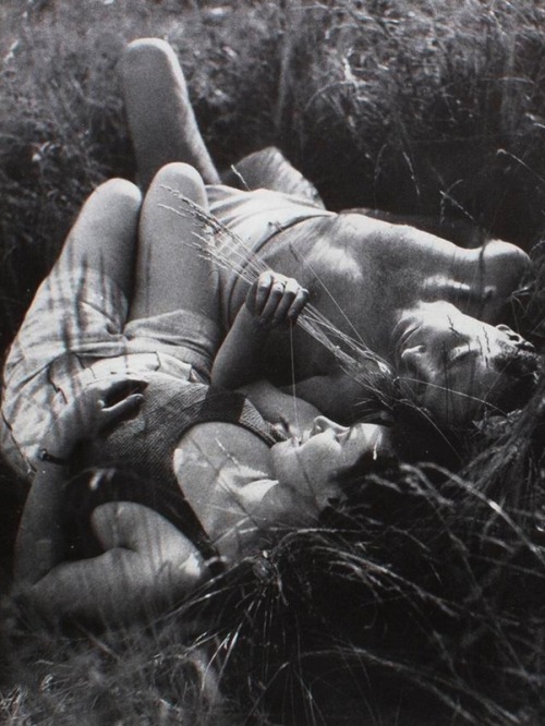 serpientes:bachelor magazine, june 1937 ph: pierre boucher