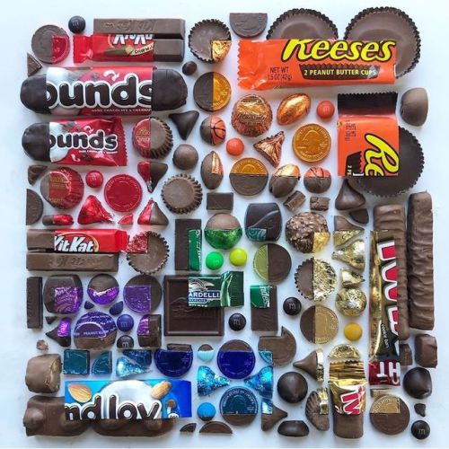 escapekit: Food Compositions Object Arranger Adam Hillman uses a variety of food and arranges i