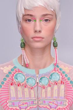 omgoldness:  Manish Arora SS14 