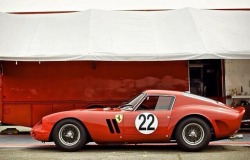 wildbutgentleman:  kingoffuel:  Ferrari 250 GTO   Wild but Gentleman