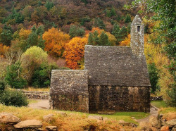 pagewoman:    Autumn in Gleann Dà Loch by