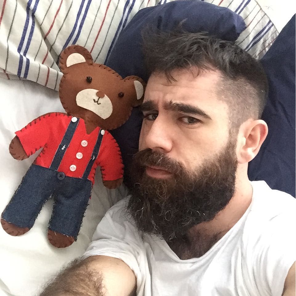 beardburnme:  “Cold morning _____❄️. #bed #bedtime #lazy #bear #beard #bearded