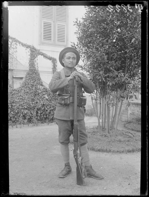 scrapironflotilla:A colonial Annamese (modern day Vietnam region) soldier posing for a photograph, S