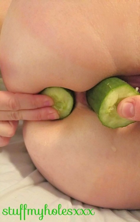 Cucumber double stuffing for you veggie lovers out thereFelt very full and very wet after this inser