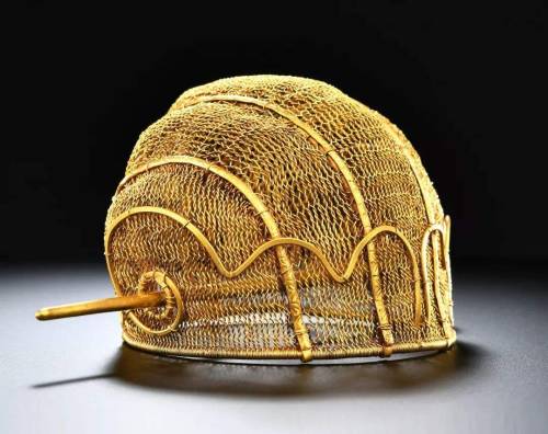 ancient golden headwear of ming dynasty