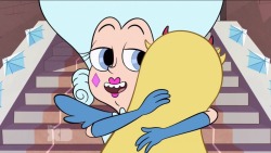 askscootaloomlp:  EVERY ONE IS TALKING ABOUT THE STARCO HUG BUT THE MOTHER AND DAUGHTER HUG WAS JUST AMAZING EVEN THO THE STARCO HUG WAS LIFE I LOVED HOW QUEEN BUTTERFLY WAS NOT MAD AT STAR SHE WAS HAPPY BECAUSE STAR WAS OKAY THAT GIVE MEH FEELS 2 