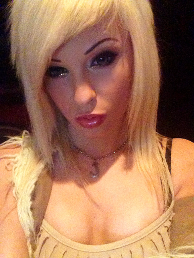 peggyflouncey:  OMG!!! you are so flippin’ gorgeous…and I’m sooo jealous!