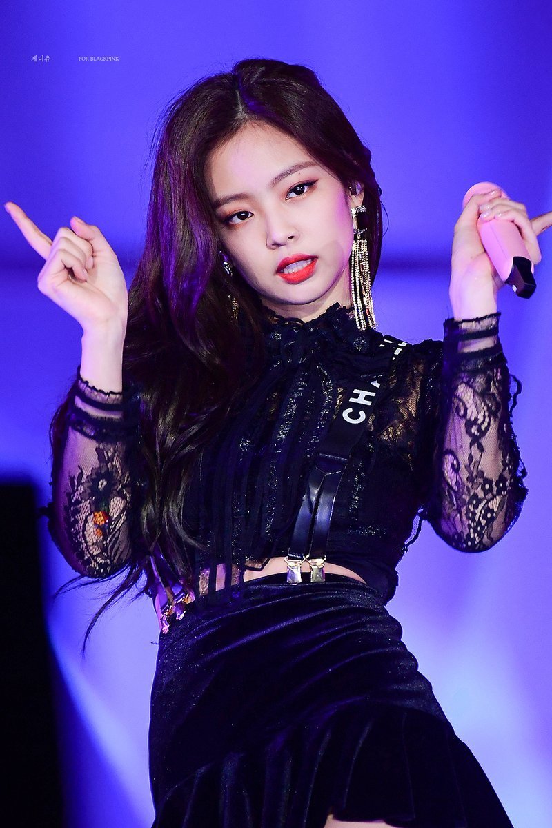 Jennie Hot Photos