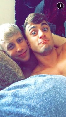 beechnutt:Morning snap love