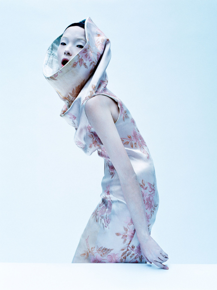 icosanoic:JU XIAO WEN in DARK ANGEL by TIM WALKER wearing ALEXANDER MCQUEEN