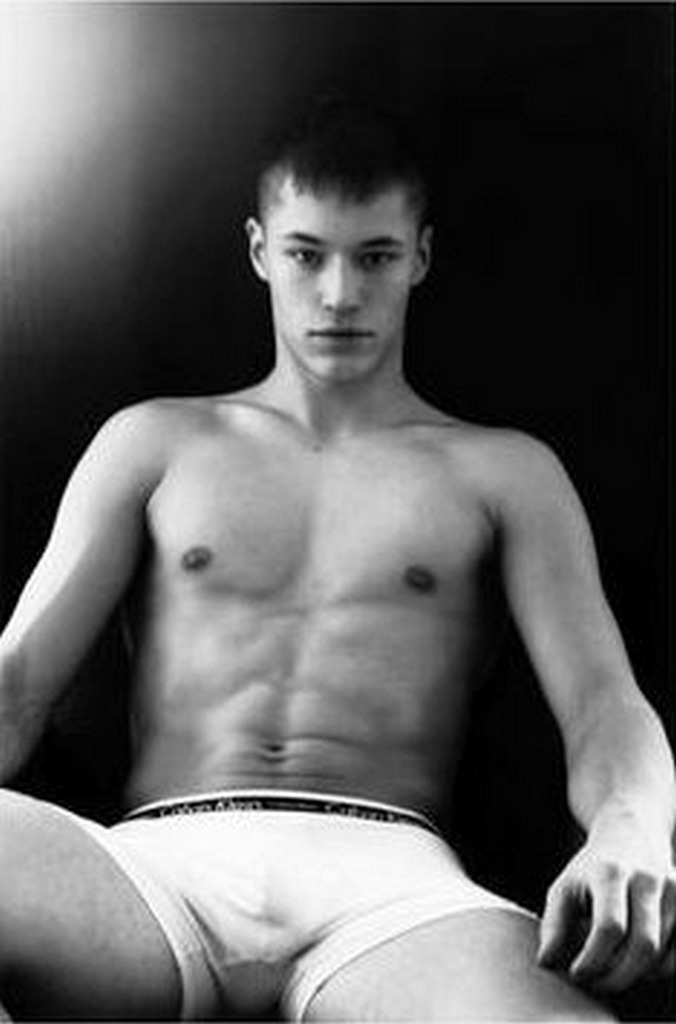 iamyourfriendd:  Sexy Paul Koehler