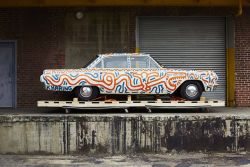 installator:  Keith Haring Untitled (car)