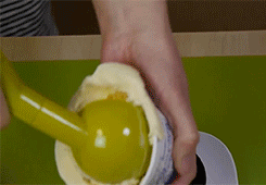 thehushsoundsecrets:  mereaccidents:  awkward-inclined:  depression-and-movies:  First food gifset, something I’d like to try: Balloon Chocolate Bowls (x)  LIFE IS WONDERFUL  HELP ME JESUS  Will do. 