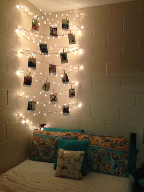 Displaying Your Photos with String Lights