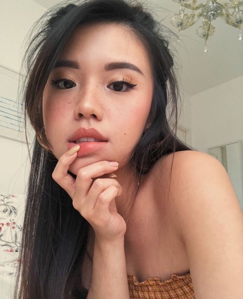 asian-teen-girl:What a cute asian girl with an amazing body! Those freckles are one unique feature a
