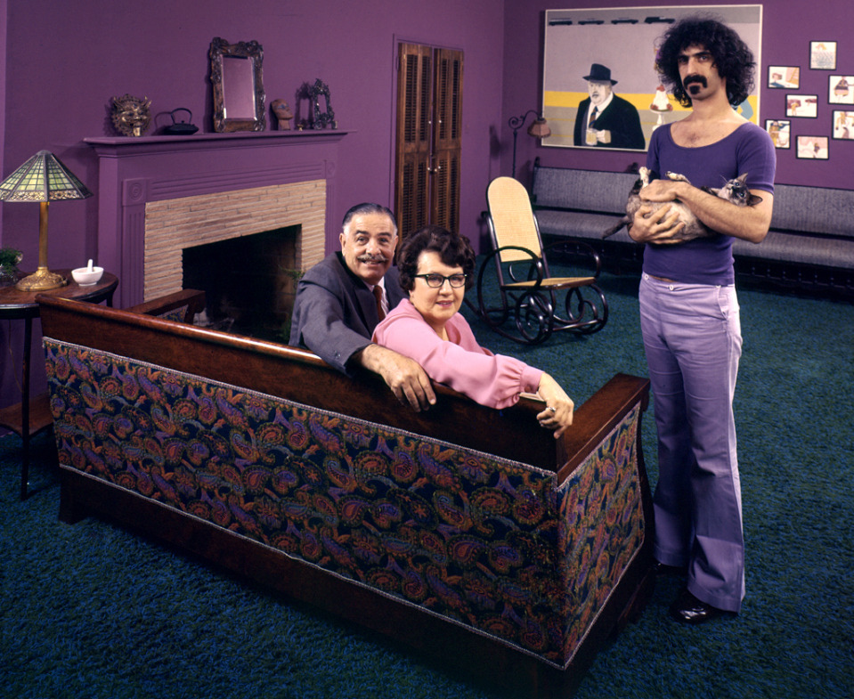 gameraboy:  Frank Zappa in his Los Angeles home with his dad, Francis, his mom, Rosemarie,