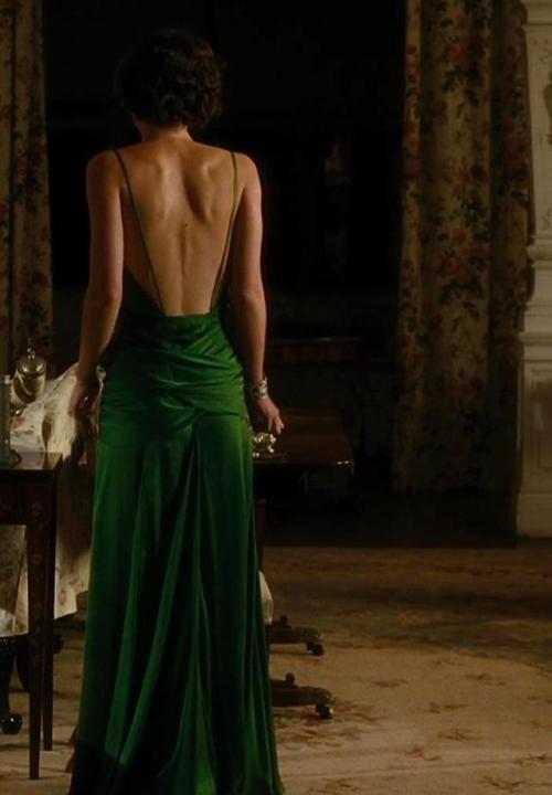 mademoisellelapiquante:  Keira Knightley as Cecilia Tallis in Atonement - 2007