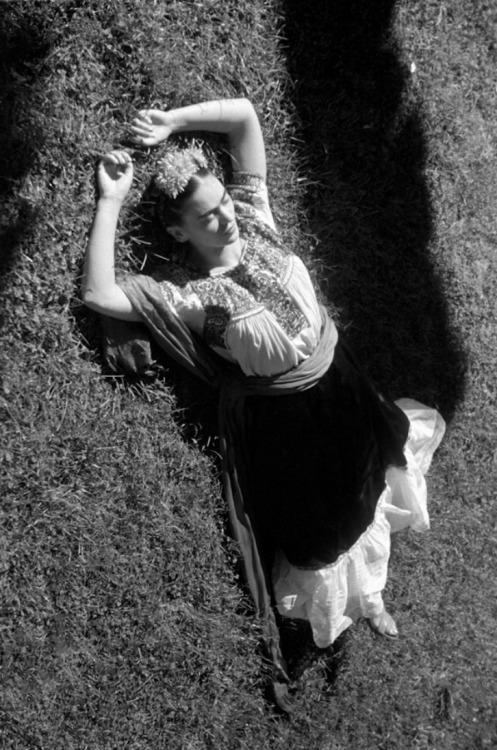 Frida Kahlo by Leo Matiz, 1941