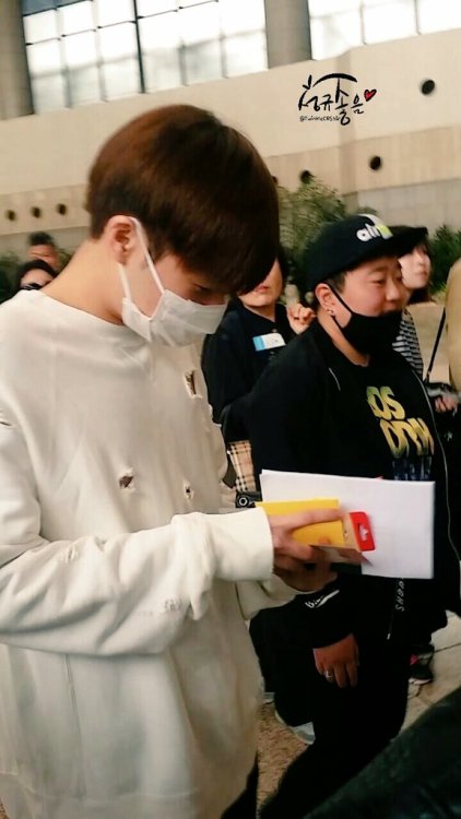 ifntgyu:  ©twinkle star do not edit, crop or remove watermark. 