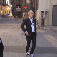 ellen-and-portia:  ellen-degeneresfan: The Making of the Oscars® Trailer: Behind The Scenes         MY BABY :(