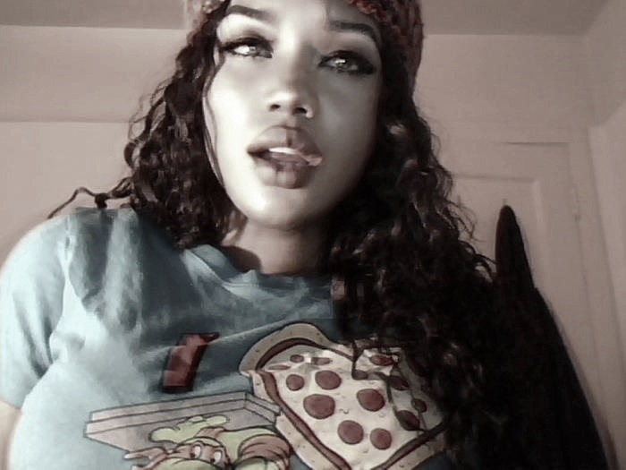 gorgeouswomengalore:  The beautiful Raychiel