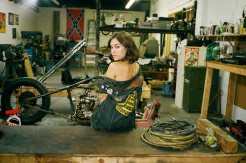 sashagreyart:  Sasha Grey for Twin Magazine IX (AW13/14) by Magdalena Wosinska
