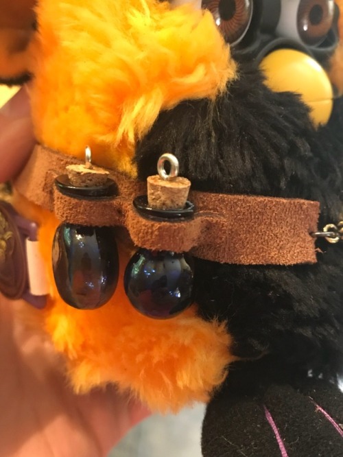 furbeehive:I made Whatchamacallit a little belt! Now they can carry everything they need.