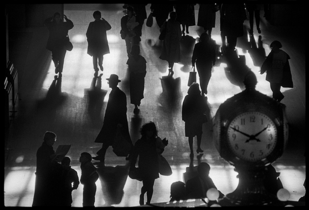 semioticapocalypse:  Richard Sandler. “Grand Central Terminal, NYC” (1990)  [::SemAp