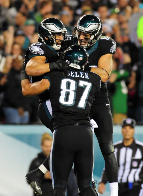 giantsorcowboys:Tight Ends Of The Dirty Birds! Brent Celek, James Casey And Zach Ertz…They Were Ho