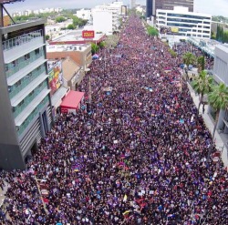 xmsterdxm:  largest protest in LA history to commemorate the 100th anniversary of the Armenian Genocide! 130,000 people marched for justice for 6 miles in Hollywood for the #ArmenianGenocide on April 24, 2015