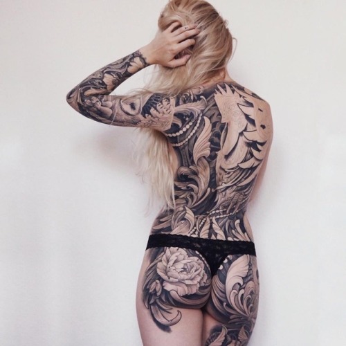 thatattoozone: @  lisa.void adult photos