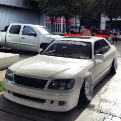 Downshiftaus:  @Sn_Elvis Is Showcasing His Amazing Ls400 At Sema. Rolling On His
