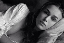 maddalena-medici:  Kiera Knightley 