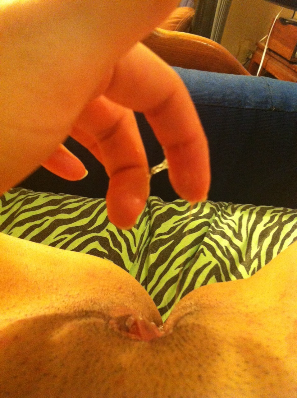 thisisrealfilth:  got my pussy extra wet for this wet wednesday (; 