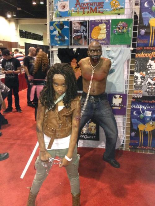 kokopenguin:  this girl and her dad are fucking awesome - Imgur. Bit worried about her dad’s arms, but best.cosplay.ever. 