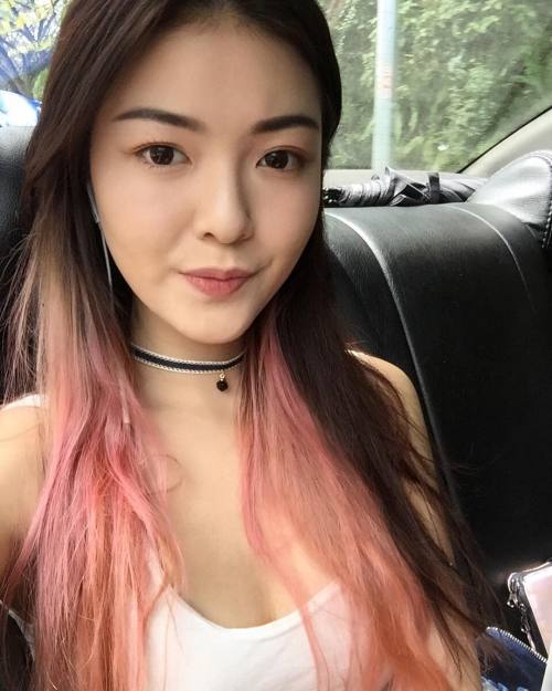 sgvipescorts: sgsweeties2:  Follow @sgsweeties2​ for more!! Help to share and reblog :)    Can Money Buy You Love In Singapore?: http://www.sgvipescorts.com/2018/02/27/can-money-buy-you-love-in-singapore/ 