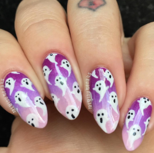 Porn nailpornography:  Spooky NOTW inspiration! photos