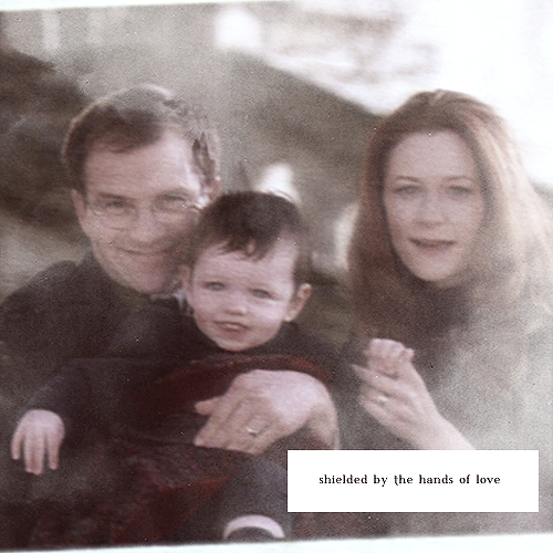 simplypotterheads:SHIELDED BY THE HANDS OF LOVE; a mix for Harry Potter and his parents, for the orp