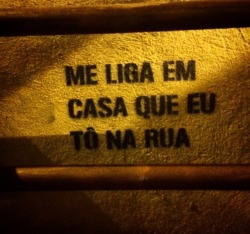 Poesia em meio ao caos