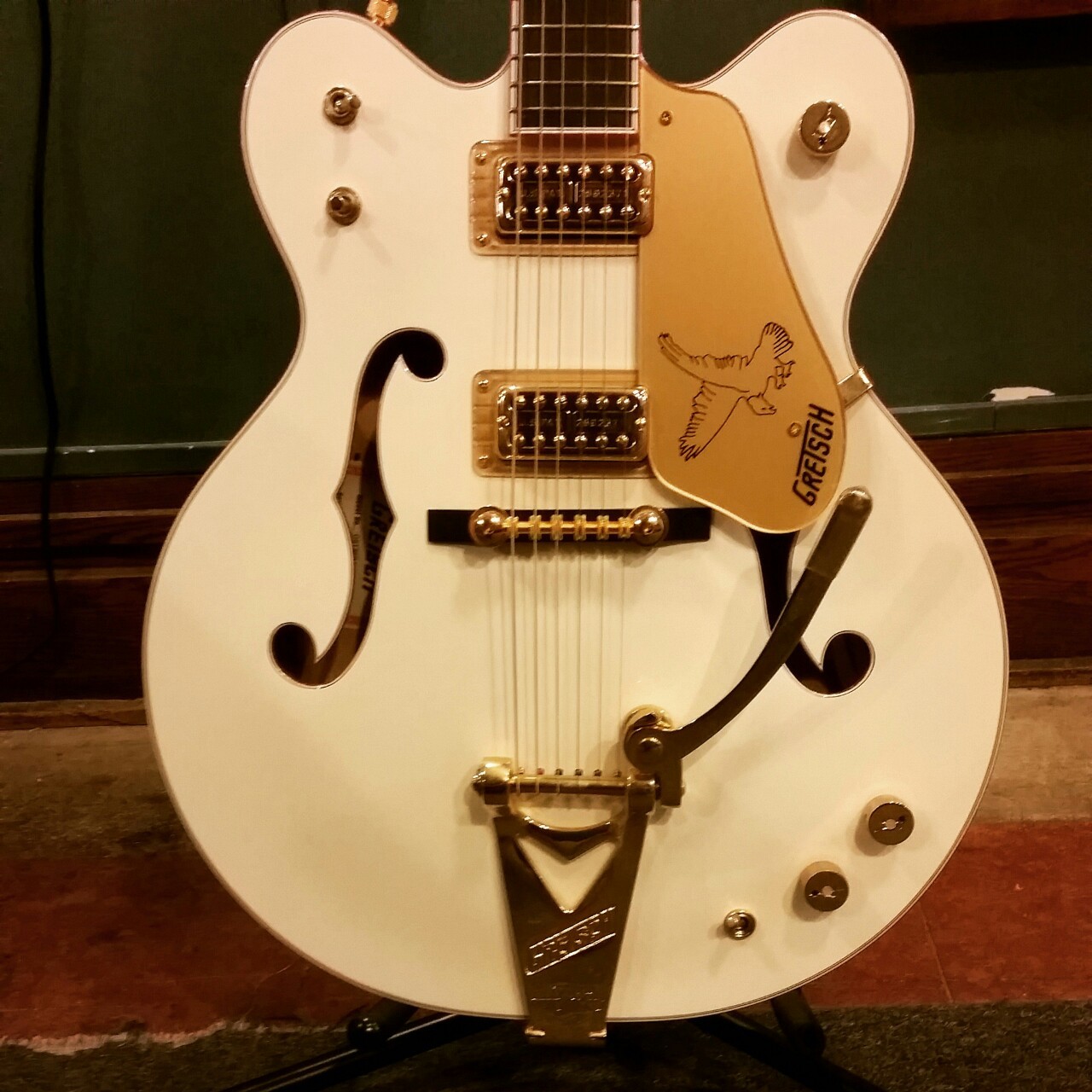 Billy duffy gretsch white falcon