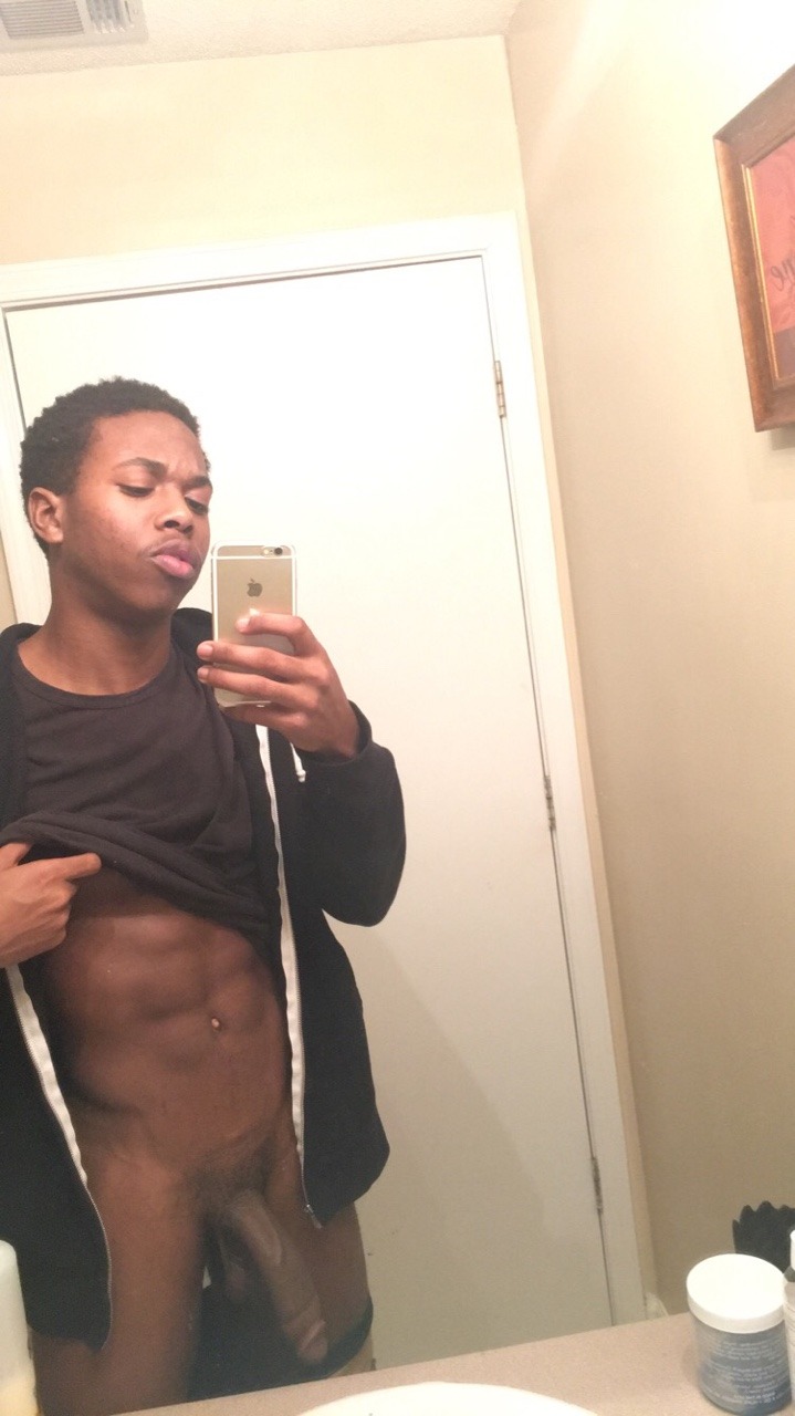 elreyjae:  After dark madness ( reblog ) IG: thakingjae / Snpcht: kvng.jae