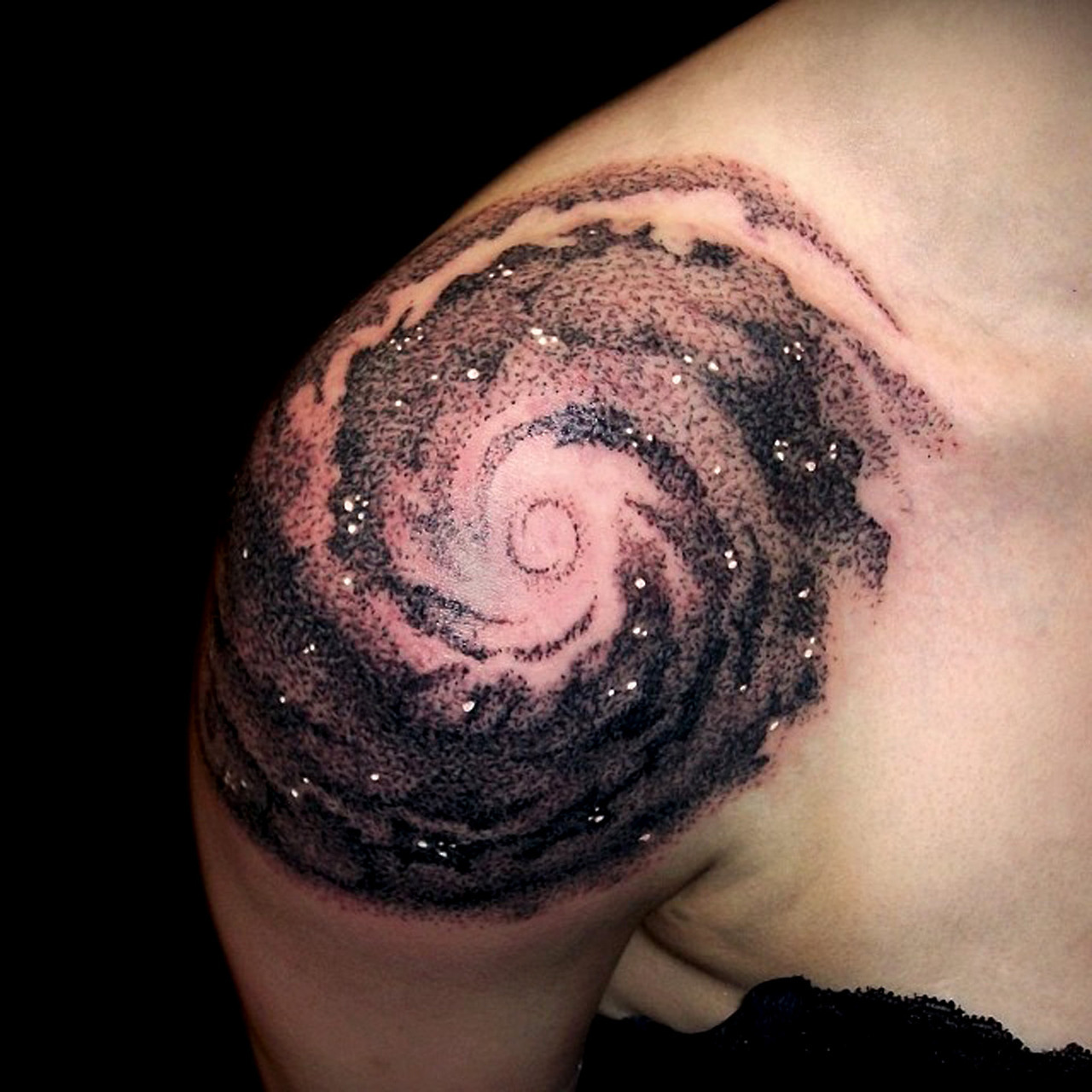 thievinggenius:  Tattoo done by Will Dixon. @weirdwilldixon
