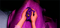 robertcarlyle:  Make Me Choose;   rywen asked: Tangled or Frozen?  