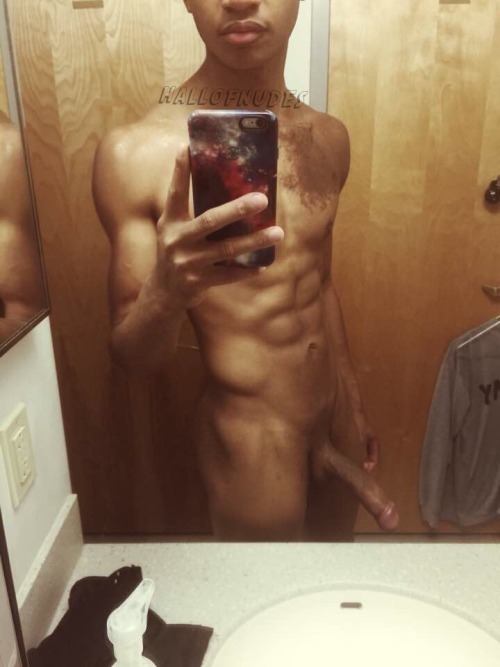 cumintheass:  black-dicks-r-us:   www.BlackM4M.com  FIND BLACK GAY SEX  Over 500,000 Black Gay Profiles  😍🍆💦   amo pinto preto <3 amo negros deliciiosos tesudos gostosos