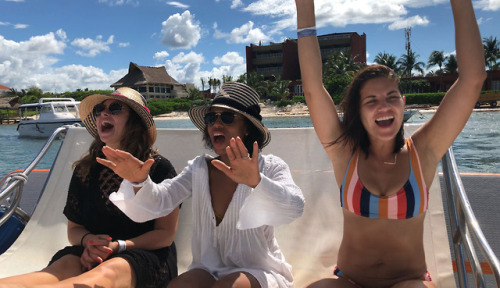 scottkfoleys:  Scandal Reunion! Cast Vacationing Together in Mexico