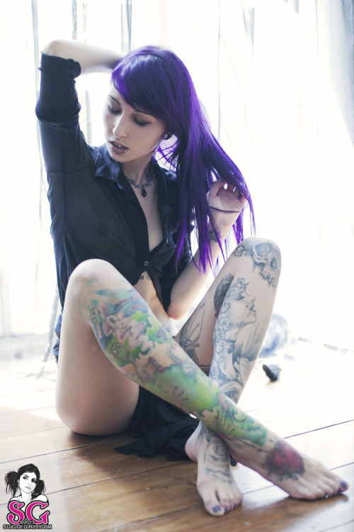 ohmygodbeautifulbitches:  Discordia