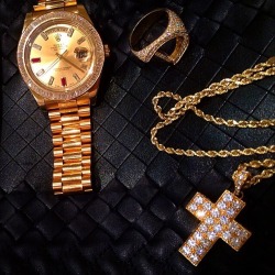 phuckindope:  Luxury Essentials  