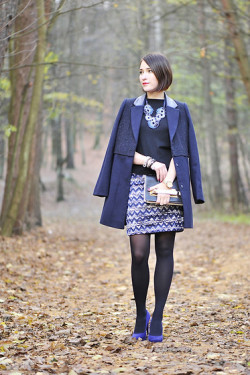 fashion-tights:  straight coat (by Shiny