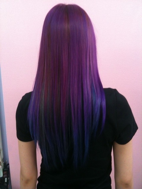 megandmrbig:  Hmmm, maybe  Love that colour, would look great next year when I&rsquo;m